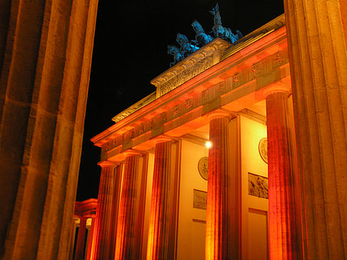 Brandenburger Tor bei Nacht - Berlin (Berlin)