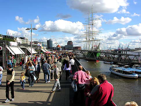 Landungsbrücken - Hamburg (Hamburg)