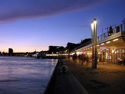 Landungsbrücken - Hamburg (Hamburg)