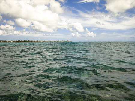 Blick auf das Wasser Fotos