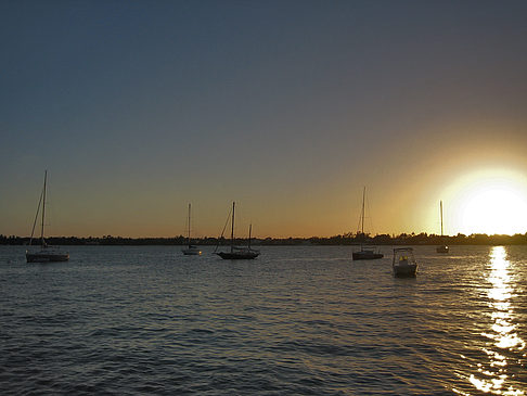 Foto Sonnenuntergang mit Booten - 