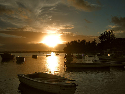 Foto Strand mit Sonnenuntergang - 