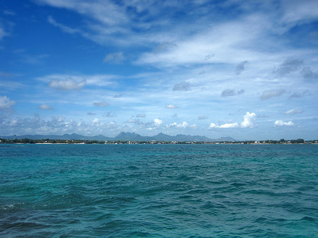 Blick auf das Wasser Foto 